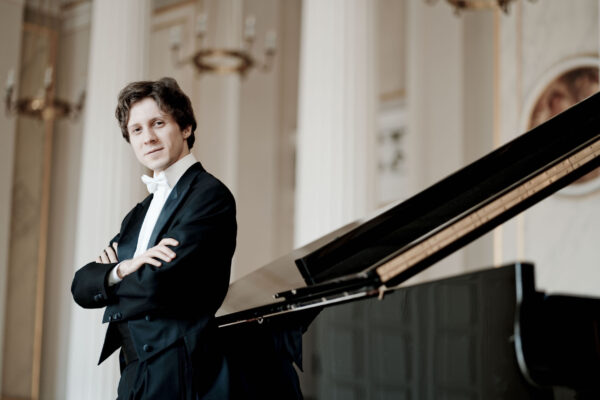 RAFAŁ BLECHACZ pianoforte