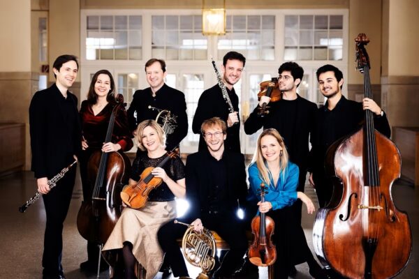 COLLOREDO ENSEMBLE interpreta Mozart